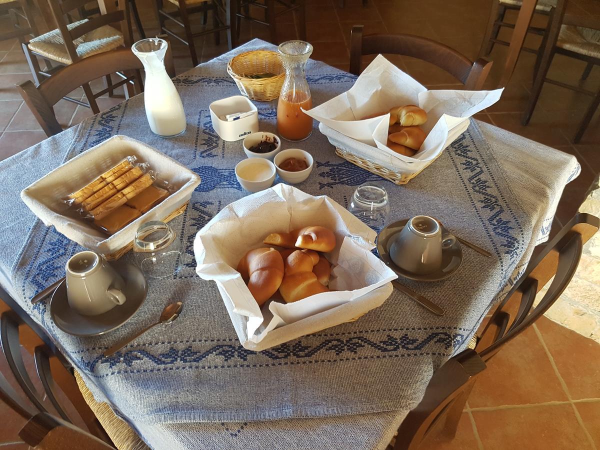 Agriturismo Gennemara B&B Perdaxius ภายนอก รูปภาพ