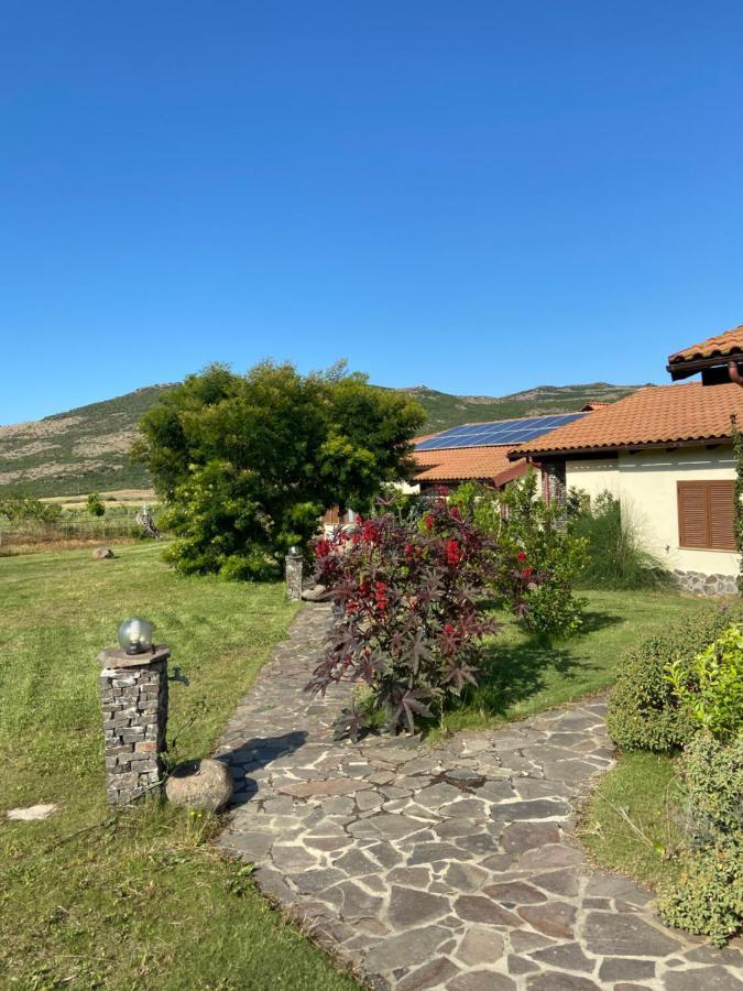 Agriturismo Gennemara B&B Perdaxius ภายนอก รูปภาพ